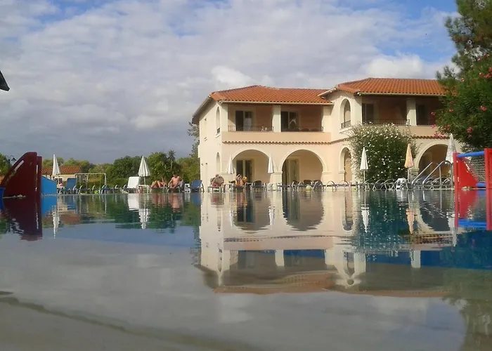 Kamari Apartments