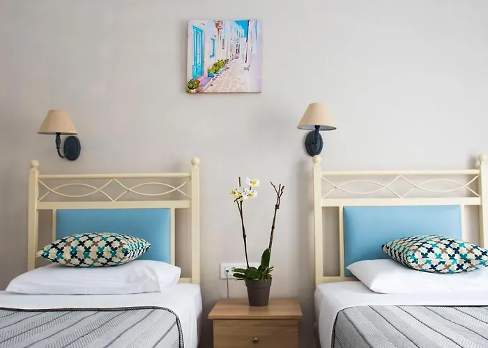 Ino Hotel