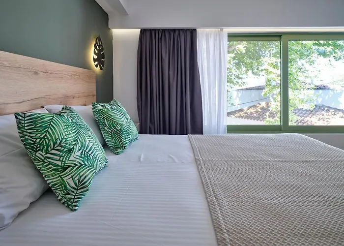 The Tree Suites