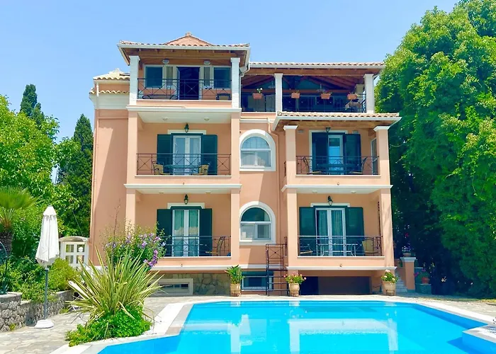 Villa Rosalia Apartments & Studios With Pool By Hotelius Corfu 