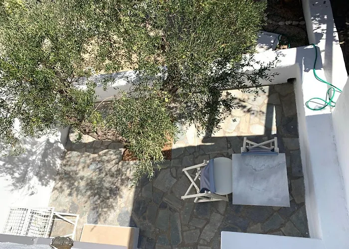 Anezina Village Drios