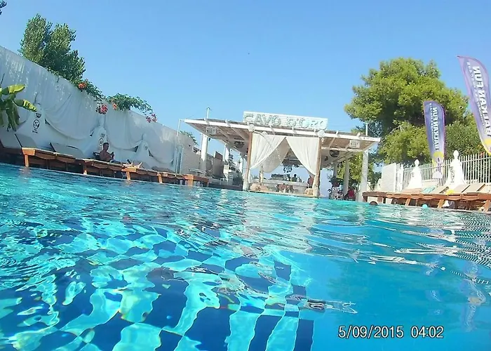 Cavo D' Oro Complex