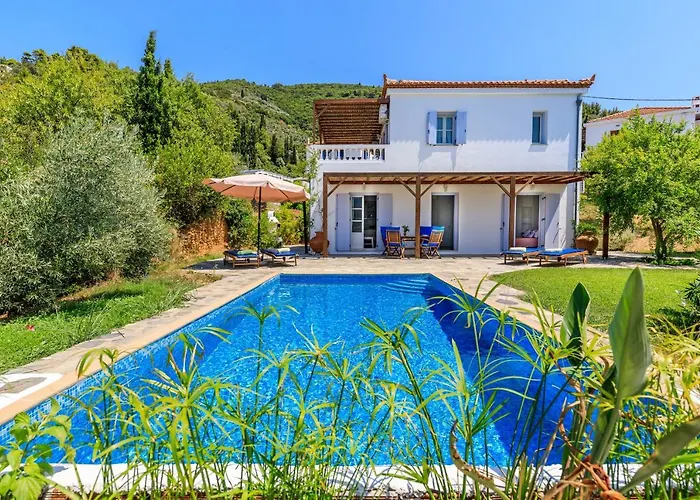 Rodia With Swimming Pool On Skopelos Island