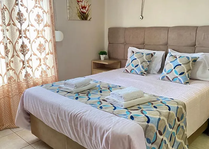 Pelineon Rooms