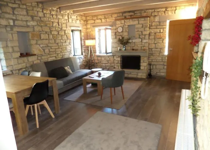 Kalpaki Stone Apartment 2.