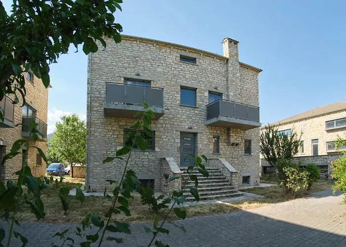 Kalpaki Stone Apartment 2.