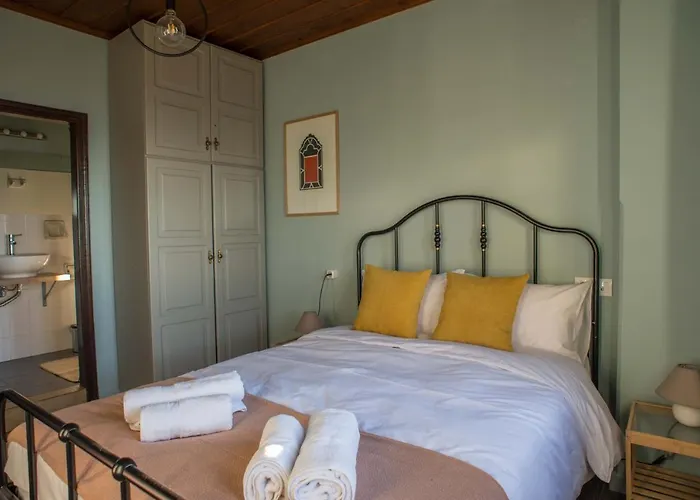 Charis Guesthouse Μακρινίτσα