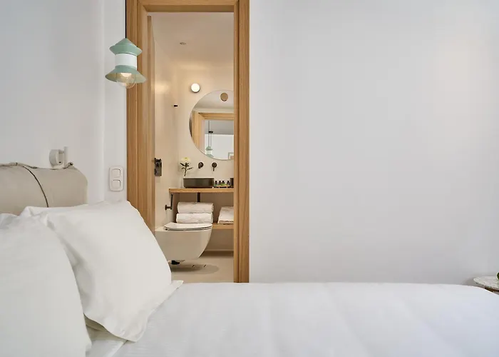 Adorno Beach And Suites