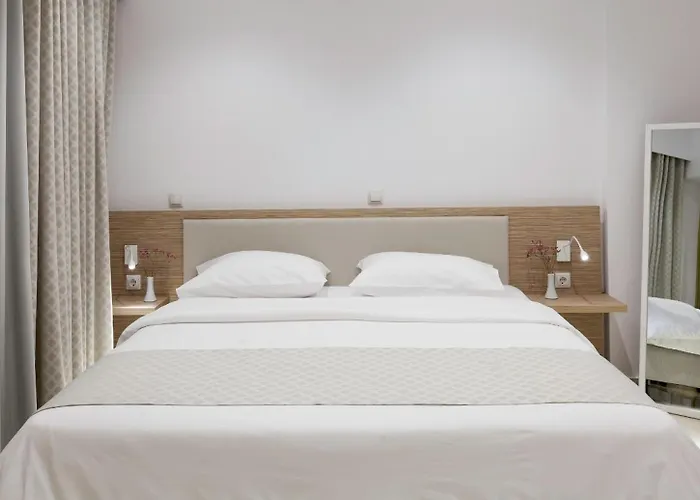 Zephyros Hotel