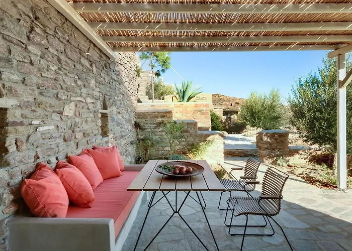 Kynara Boutique Village