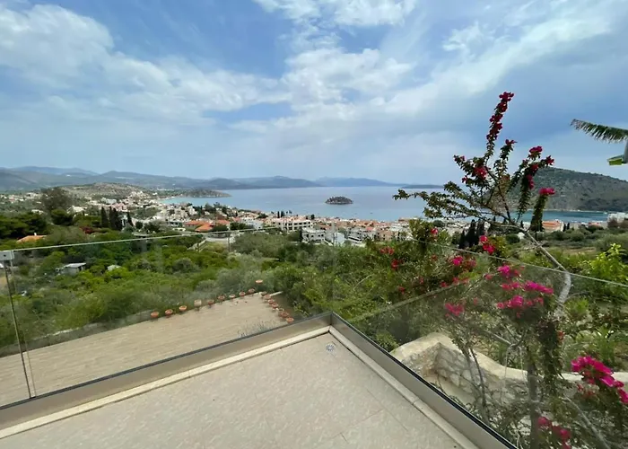 Villa Natalia Τολό