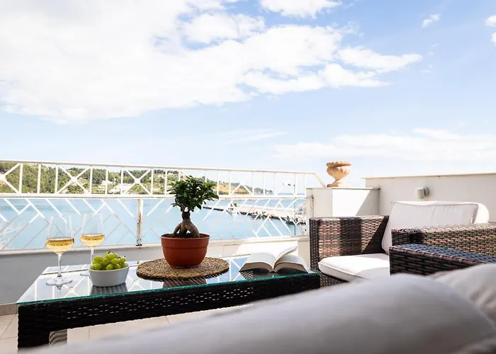 Casa Blue Sea View, Philian Collection