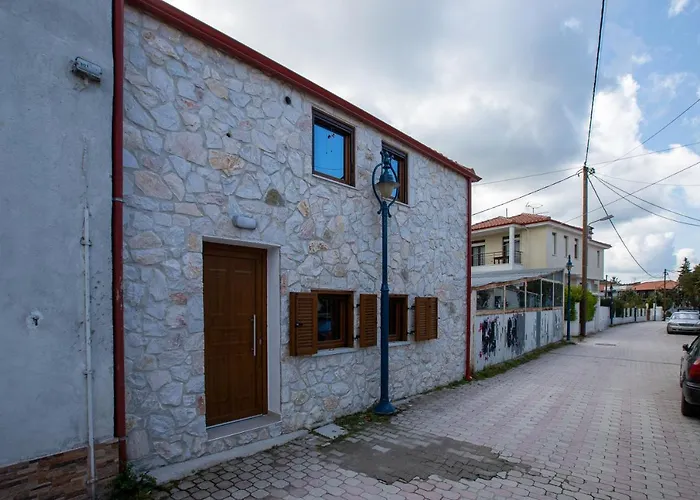 Nymphes House Pefkochori