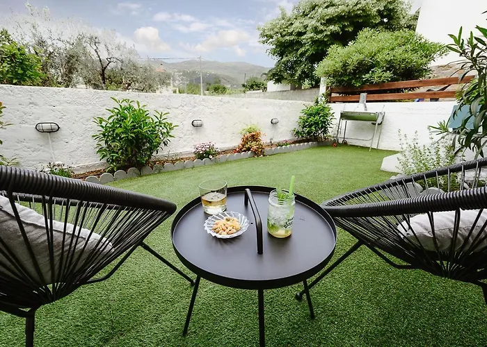 Le Petit Jardin