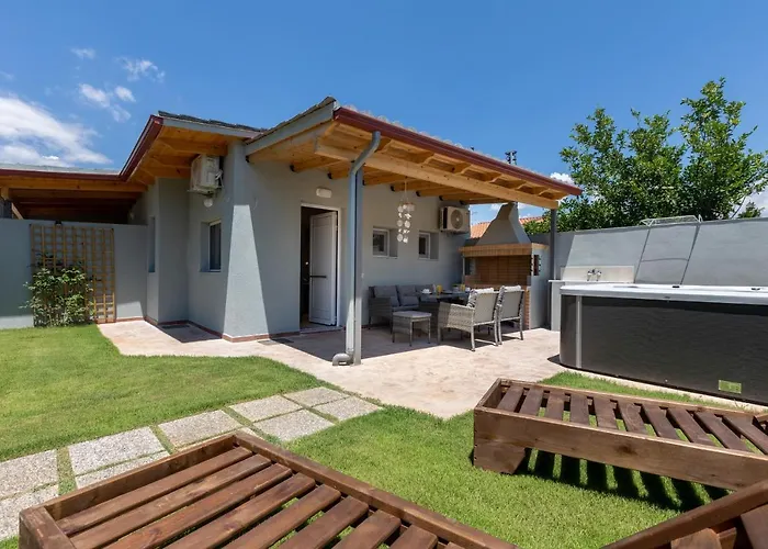 Messinian Monte E Mare Villa Kalamata