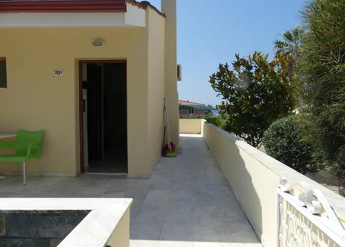 Katerina Hotel Kanali 