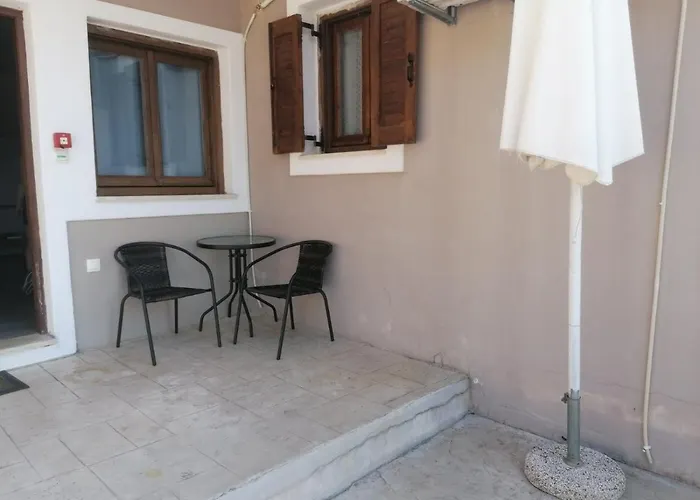 Ionion Fos Aparthotel Nikiana