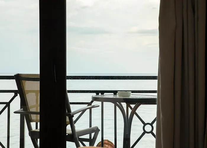 Oceana Beach Hotel Паралія-Пантелеймонос
