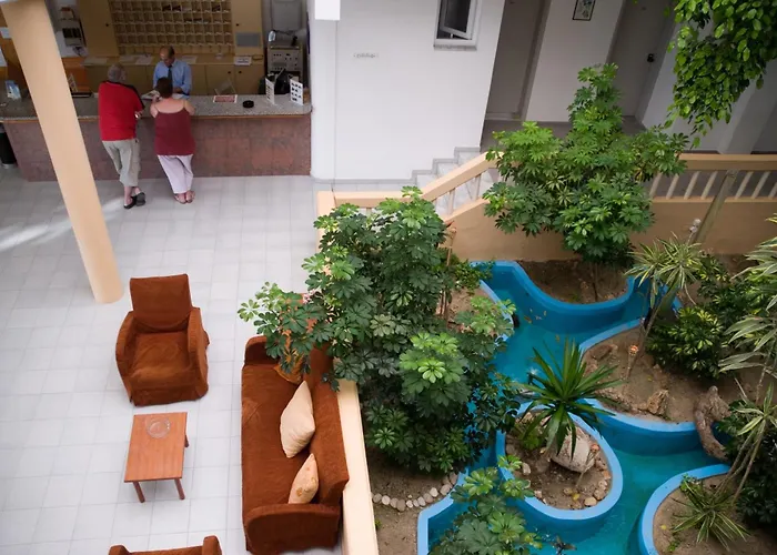 Sabina Hotel Theológos