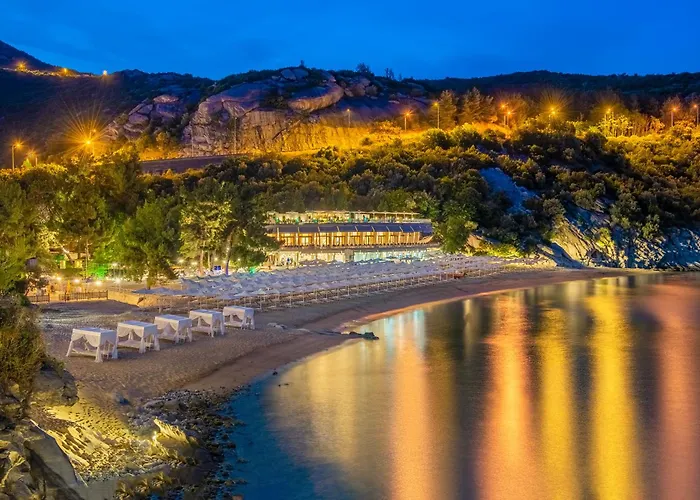 Tosca Beach