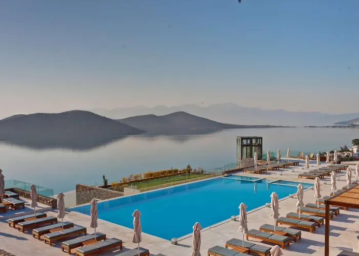 Royal Marmin Bay Boutique & Art (Adults Only)