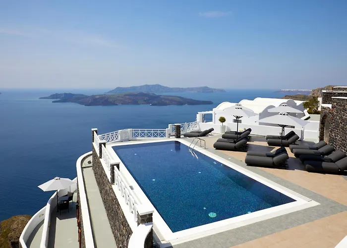 Petit Palace Suites (Adults Only)