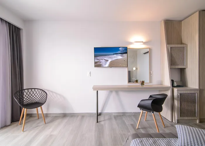 Lagomandra Hotel And Spa