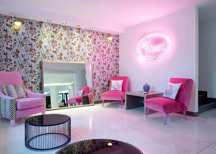 Alley Boutique And Spa