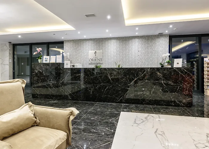 Cavo Orient Beach Hotel & Suites Drosia 