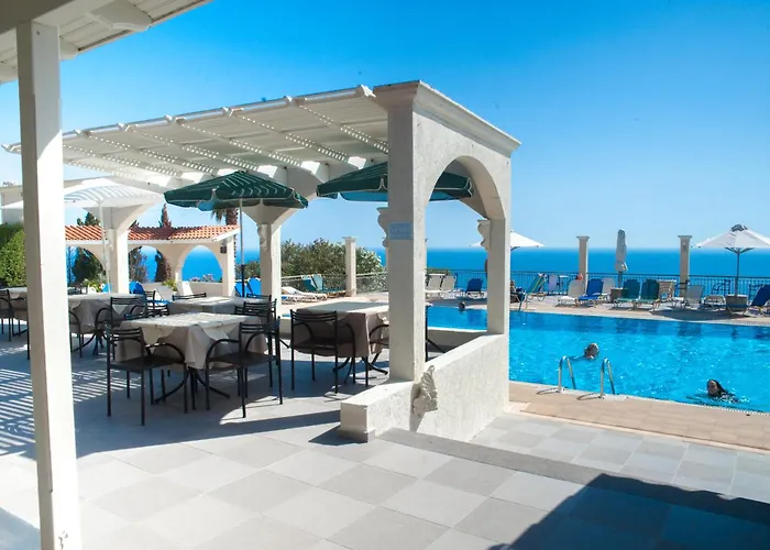 Mouikis Sun Village Lakithra