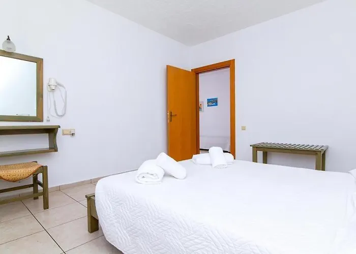 Dionysos Apartments & Studios Stalida