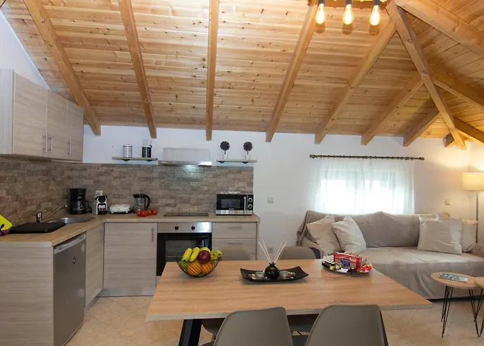 Selinitsa Stone Studio - Mani Seaview Retreat Agios Nikolaos 