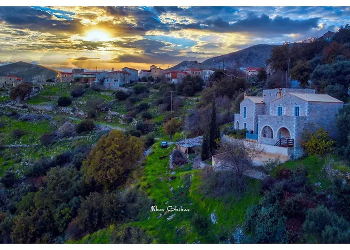 Philothea Guest House Mani Greece Mitziolena