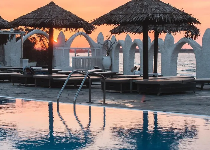 Pounda Resort Paros, Member Of Radisson Individual