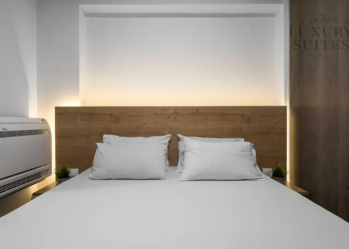 Adelle Apartments, The Luxury Suites