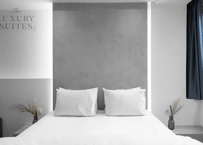 Adelle Apartments, The Luxury Suites