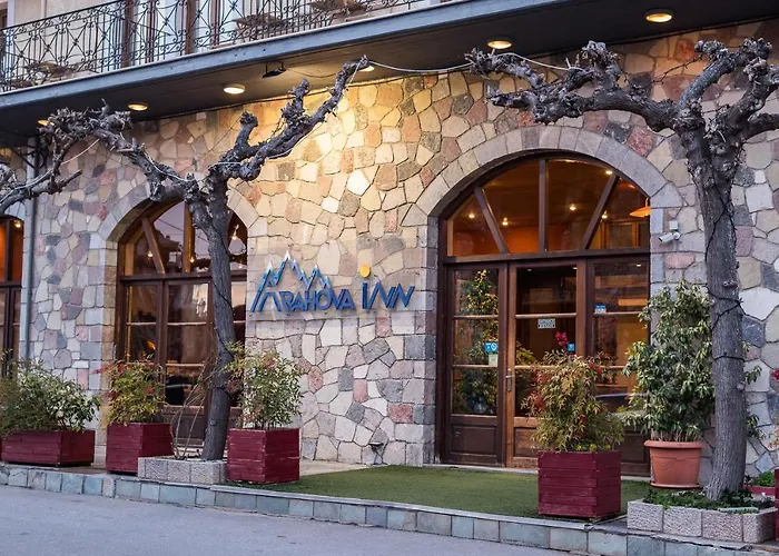 Arahova Inn