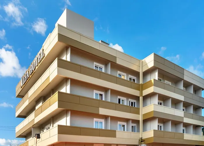 Alfa Hotel Σκαραμαγκάς