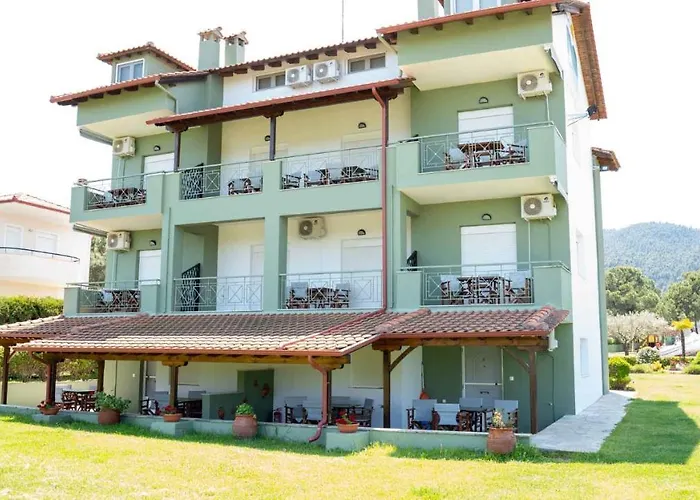 Alexandros Apartments