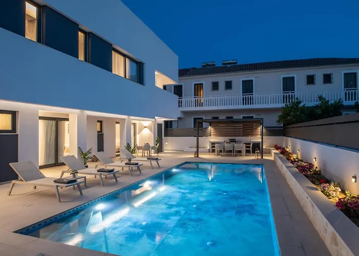 Savvas & Maria Palace