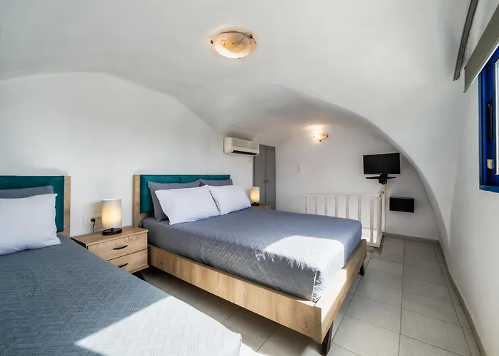 Honeymoon Beach Studios Perivolos 