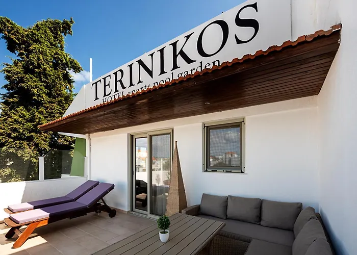 Terinikos Sunny Garden Hotel & Junior Suites