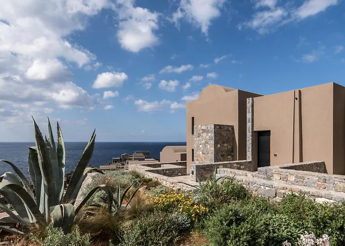 Acro Suites - A Wellbeing Resort Agia Pelagia 