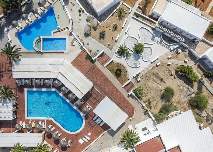 Kavuras Village & Suites