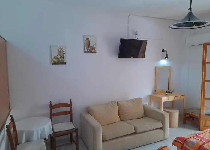 Paradise Studios Λιαπάδες