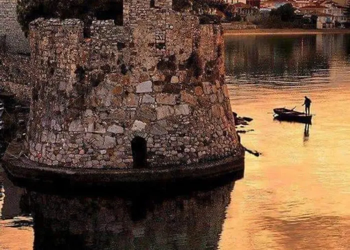 Nafpaktos-Luxury Suite