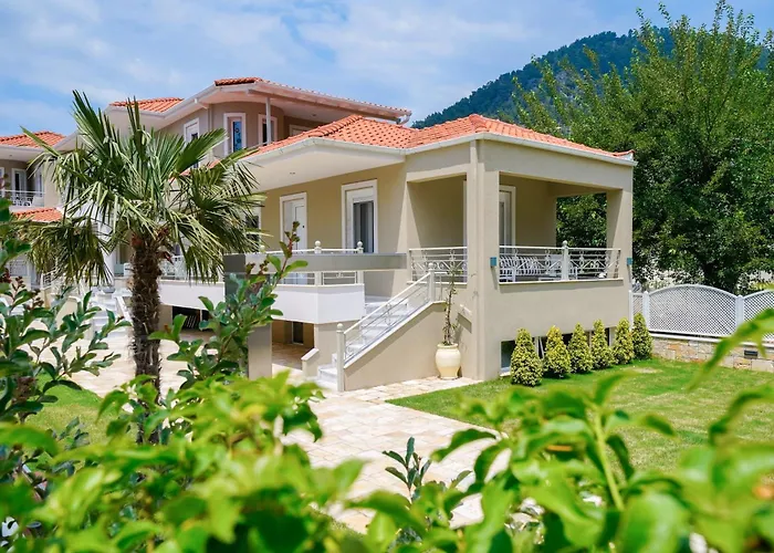 Lobelia Luxury Suites