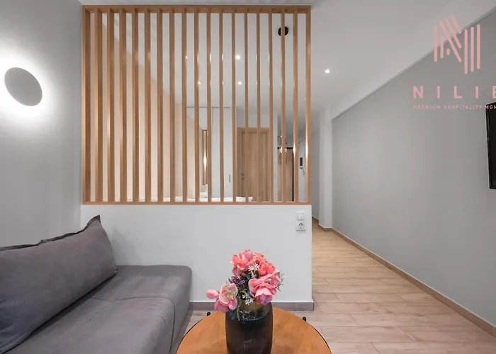 V1 Boutique Nilie Hospitality Mgmt