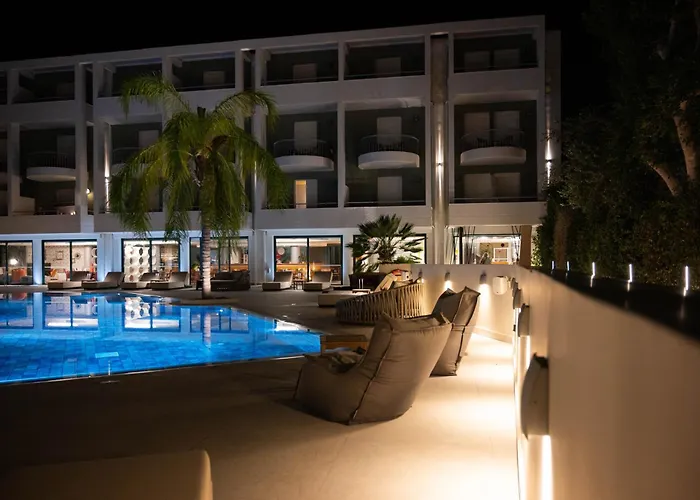 Flisvos Royal Hotel & Suites Tolo