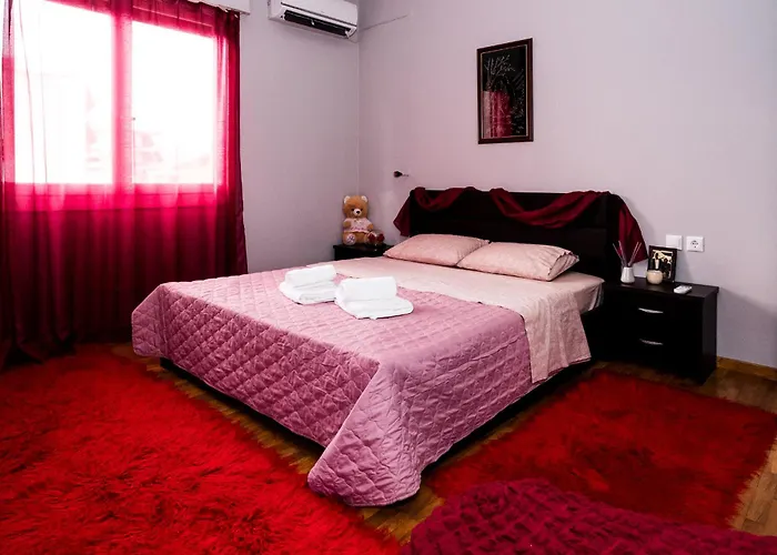 Alexandra'S Apartment